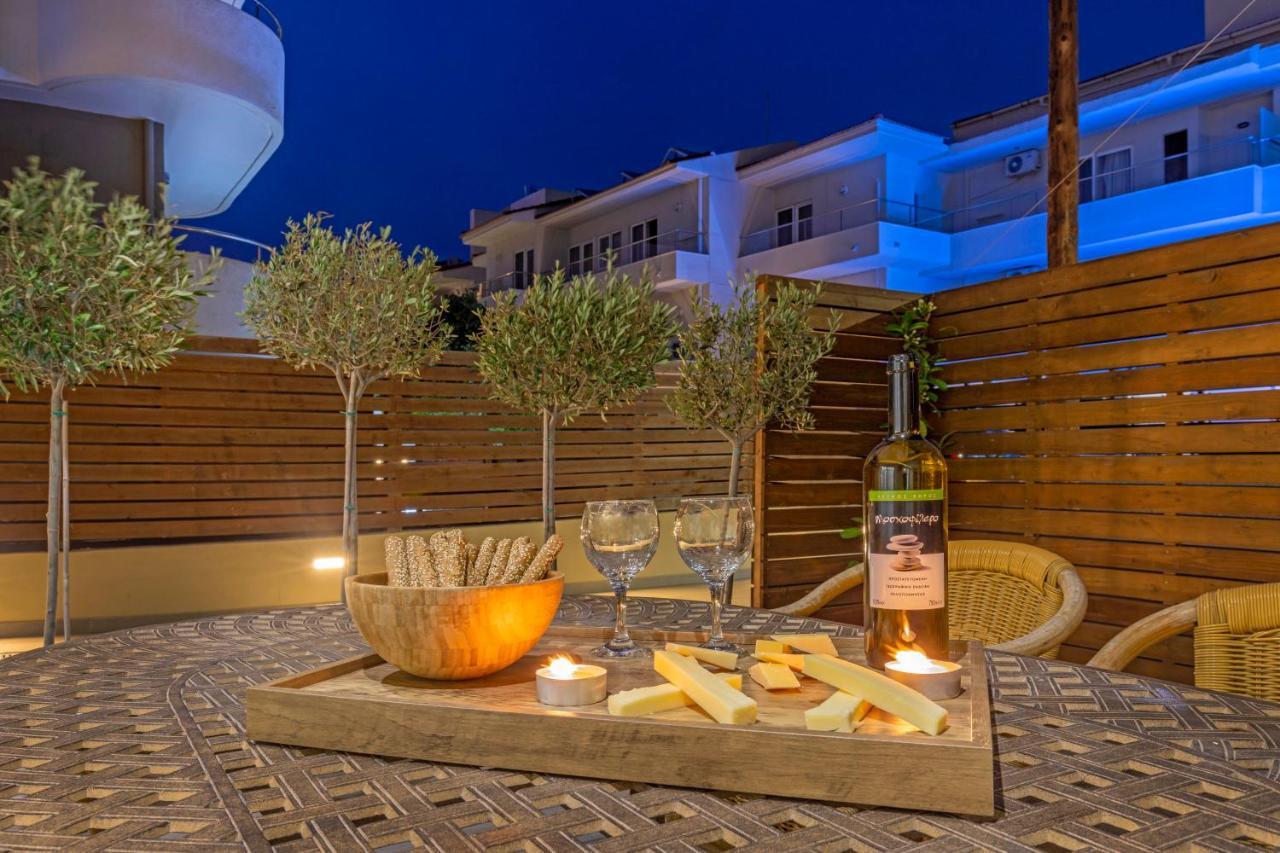 איקסיה Elia & Anthos Deluxe Suites מראה חיצוני תמונה