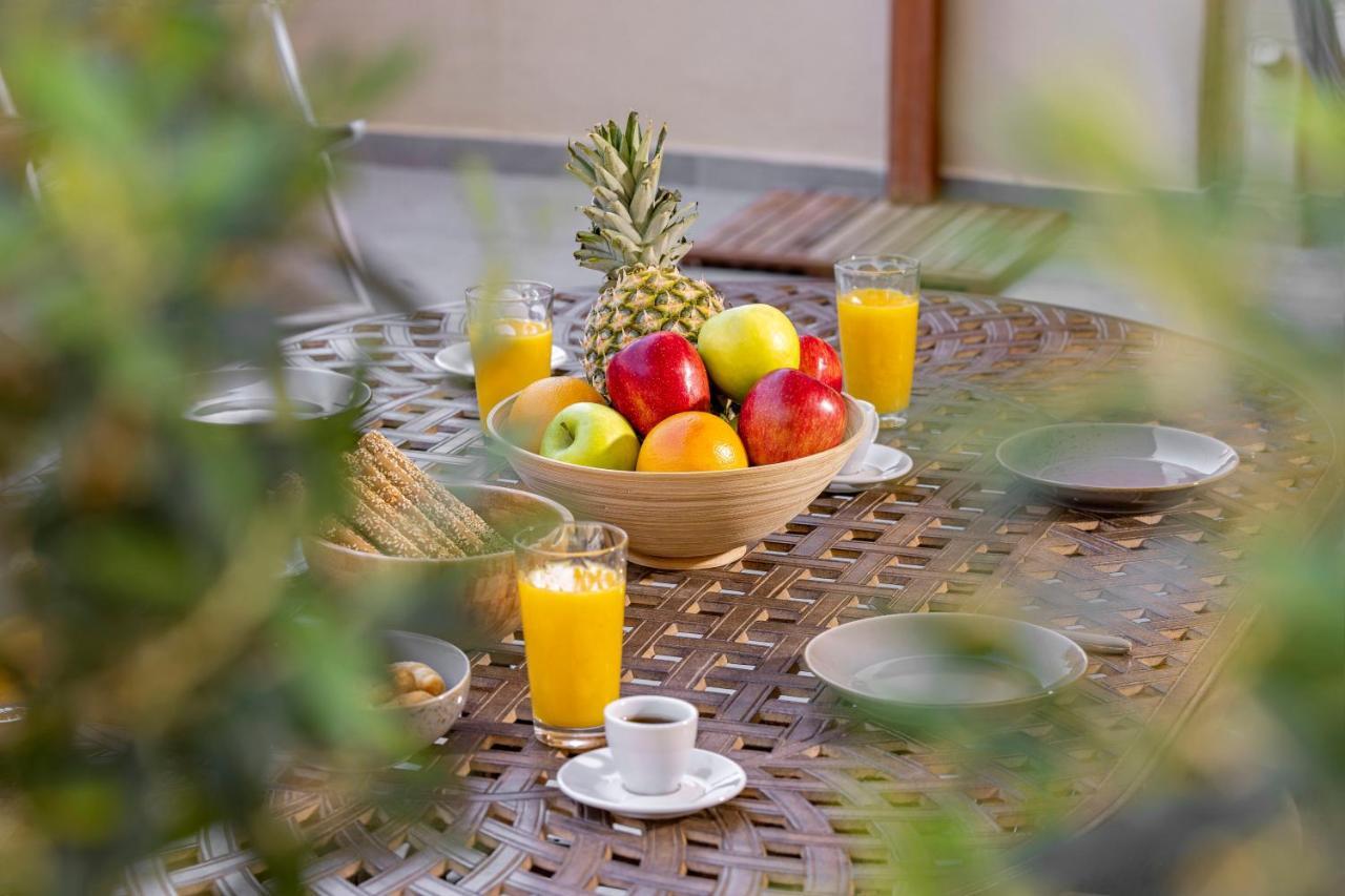 איקסיה Elia & Anthos Deluxe Suites מראה חיצוני תמונה